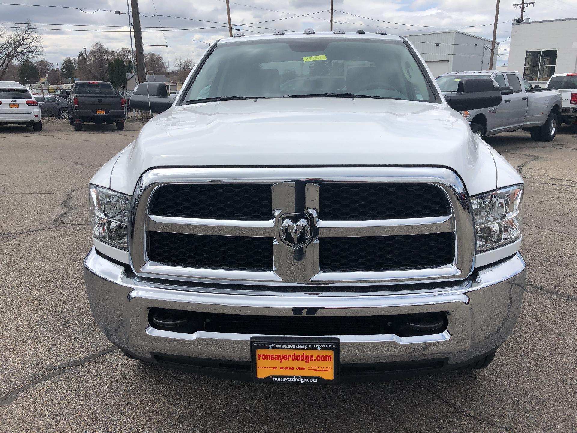 New 2018 RAM 3500 Tradesman Crew Cab in Idaho Falls #R330841 | Ron ...